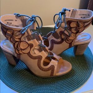 L’Artiste Alejandra leather sandals